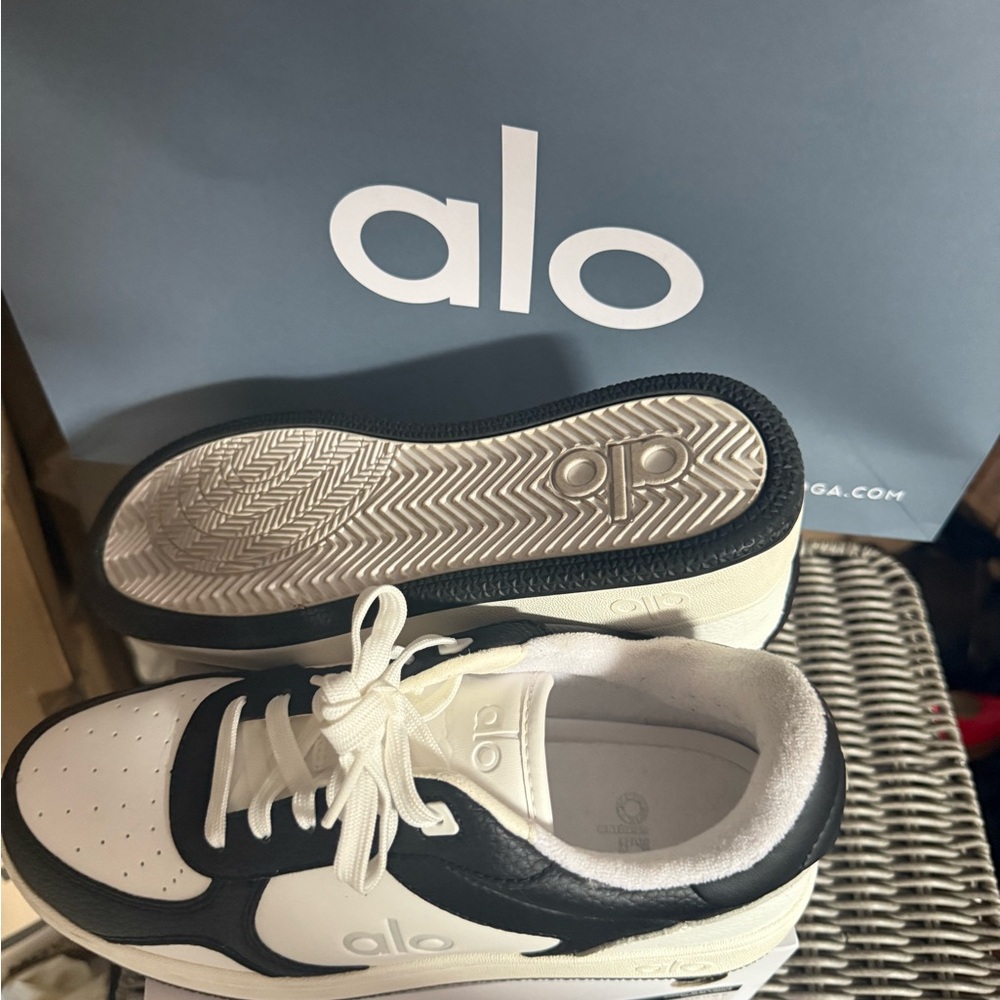 ALO Yoga Classic Black and White Sneakers